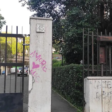 Vimercati 45 Apartamento Roma